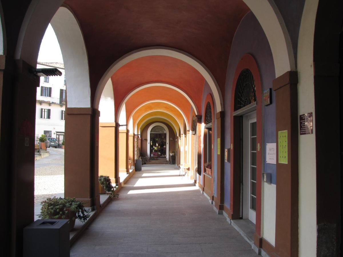 Alla Torre - Nel Cuore Del Borgo Storico Castagnole delle Lanze Exterior photo
