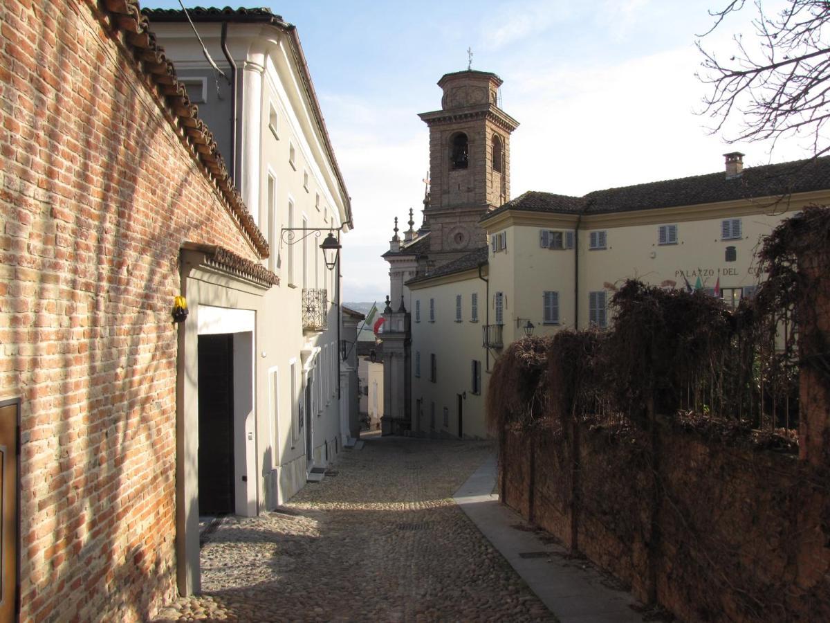 Alla Torre - Nel Cuore Del Borgo Storico Castagnole delle Lanze Exterior photo