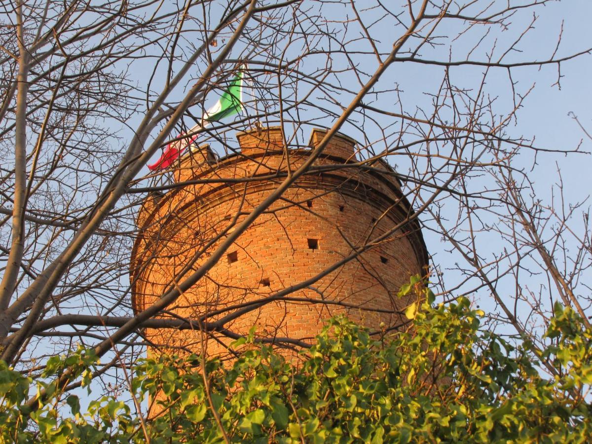 Alla Torre - Nel Cuore Del Borgo Storico Castagnole delle Lanze Exterior photo