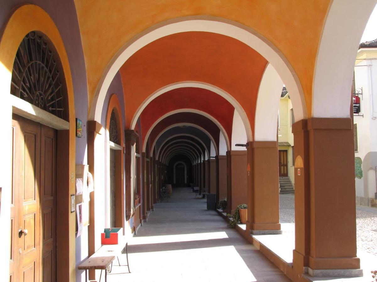 Alla Torre - Nel Cuore Del Borgo Storico Castagnole delle Lanze Exterior photo