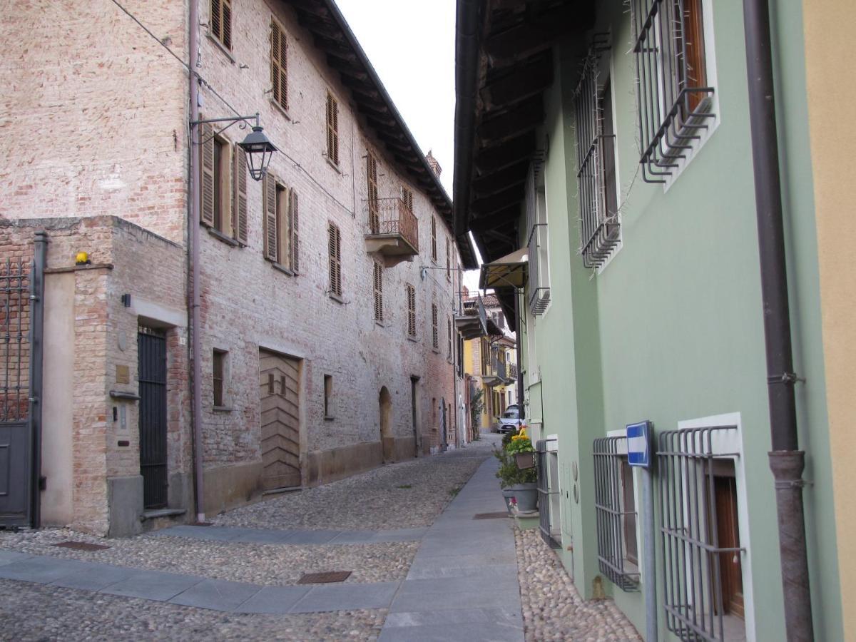 Alla Torre - Nel Cuore Del Borgo Storico Castagnole delle Lanze Exterior photo