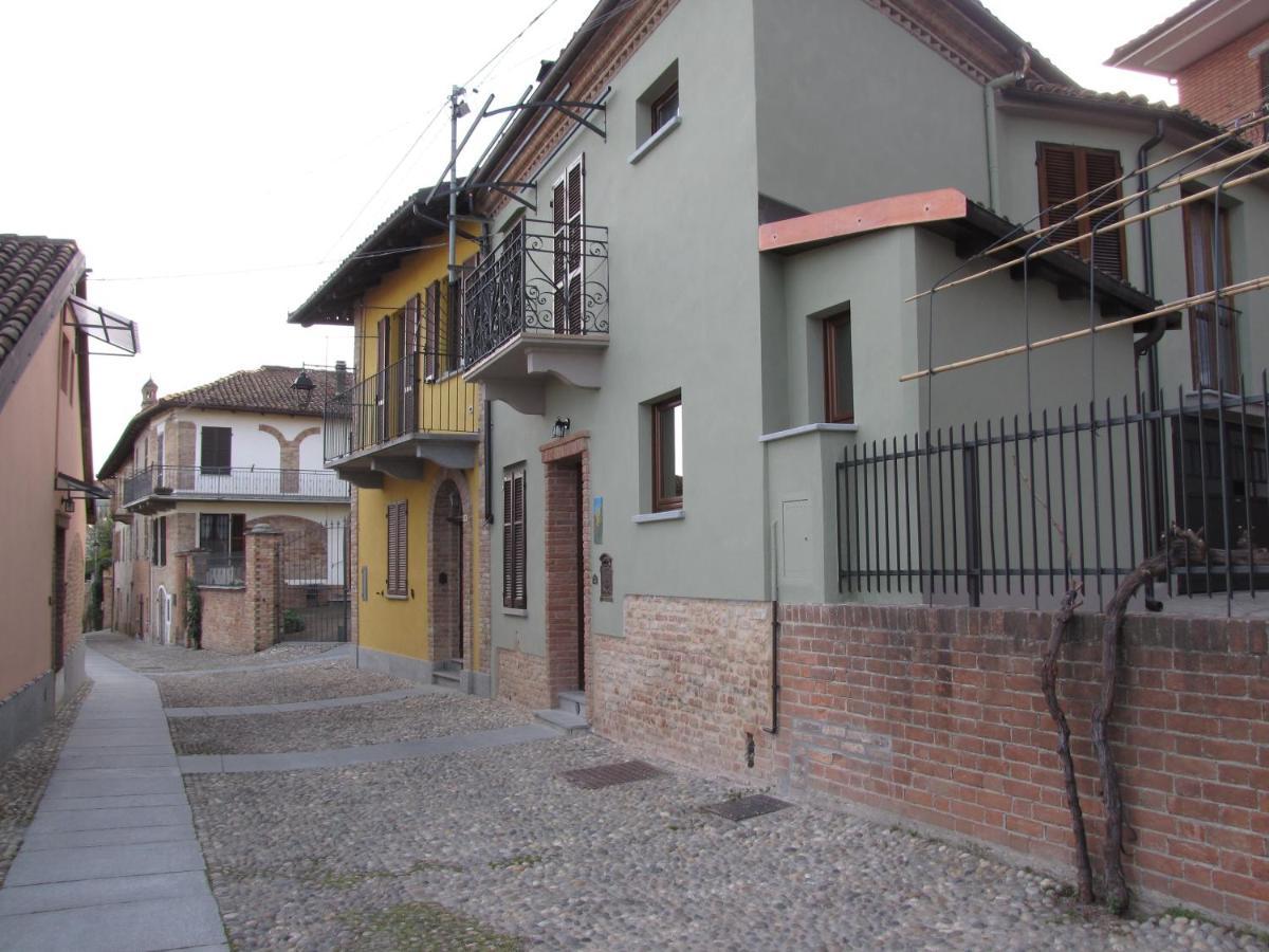 Alla Torre - Nel Cuore Del Borgo Storico Castagnole delle Lanze Exterior photo